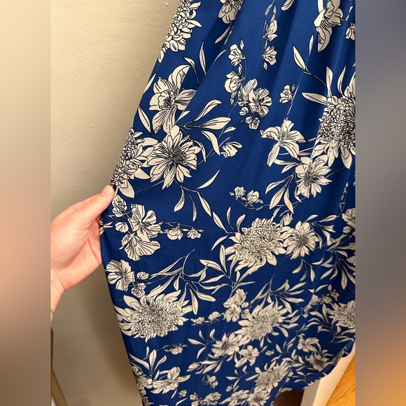 Along the Waterway Blue Floral Print Midi Dress - Picture 6 of 7